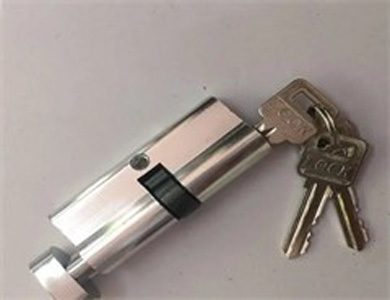 建华24小时上门开锁公司